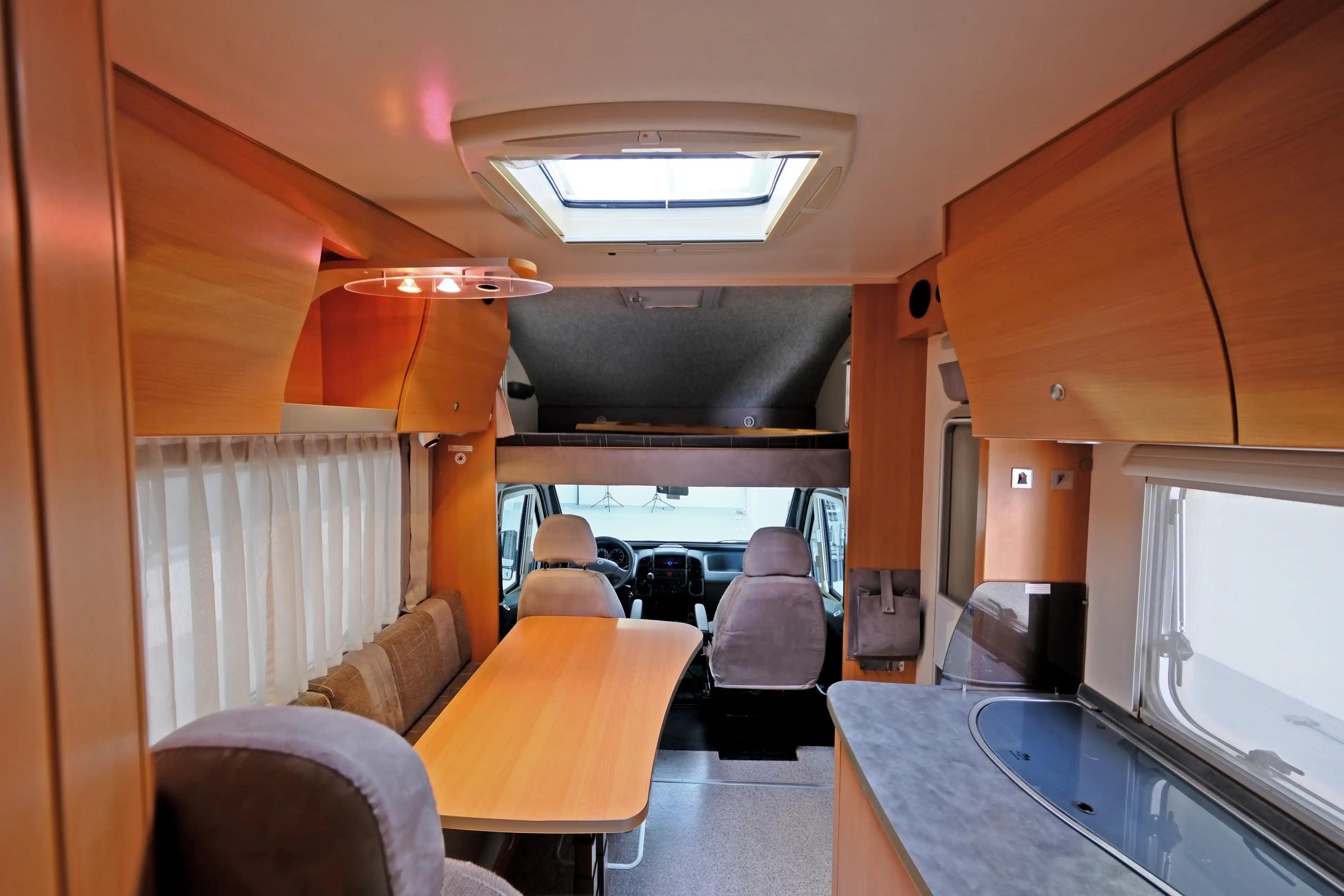 KNAUS Sun Traveller 658 LG